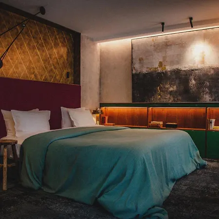 Unique Boutique Hotel Antibes Juan-Les-Pins-3